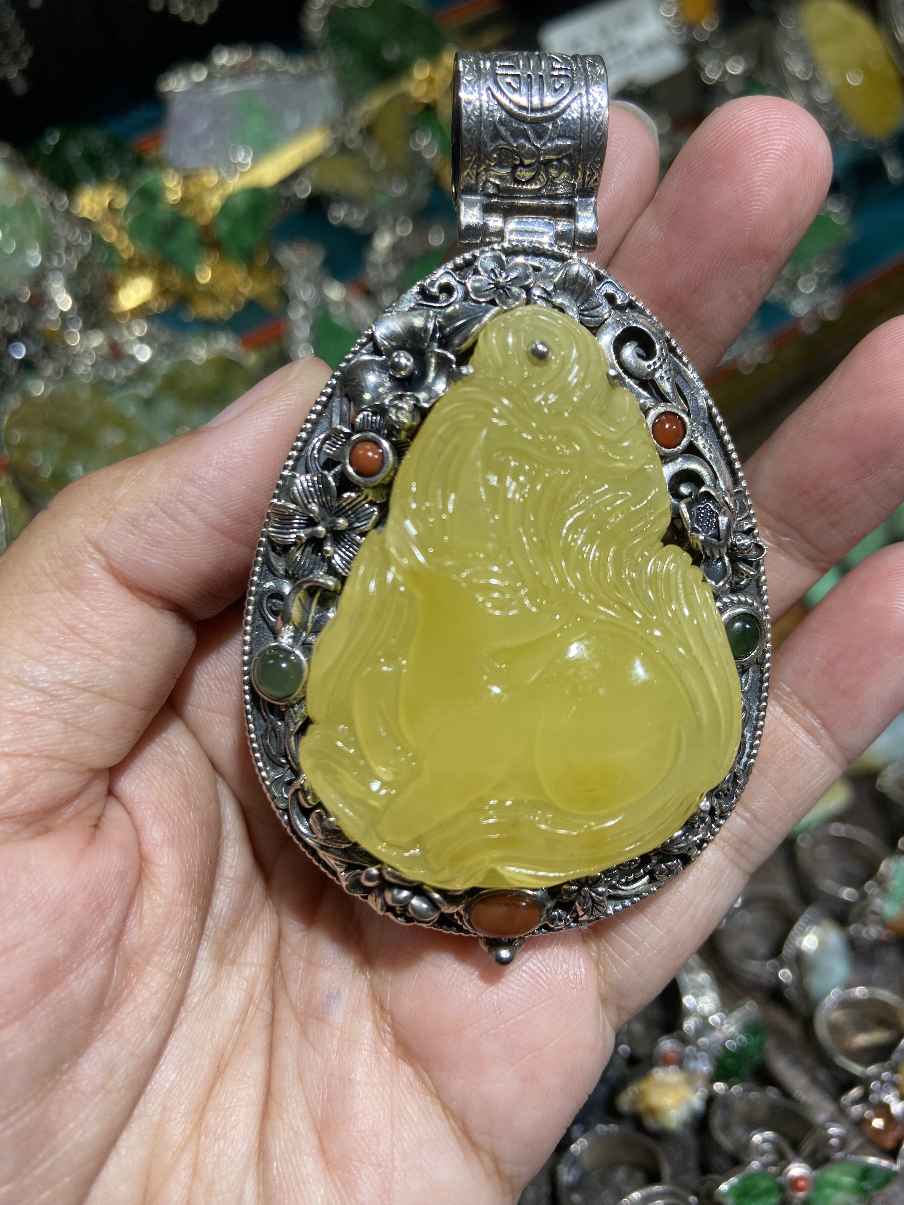 天然蜜蜡嘎乌盒 九尾狐