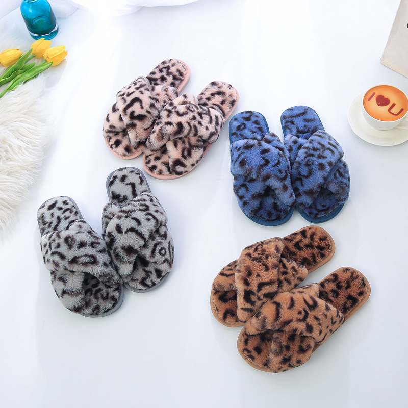 冬季新款交叉豹纹防滑毛绒毛