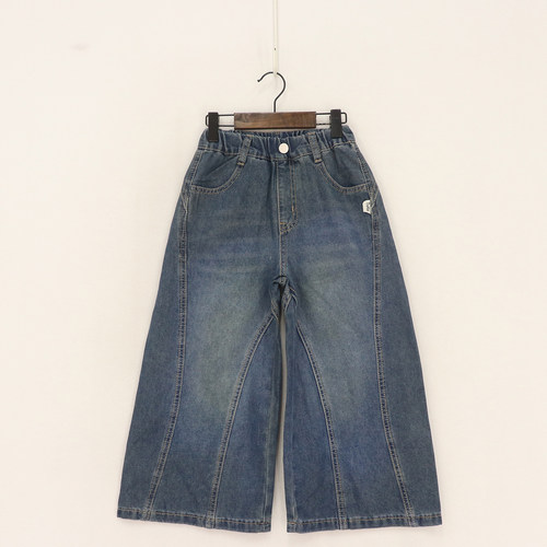 男女童两弧形白标牛仔宽松阔腿裤