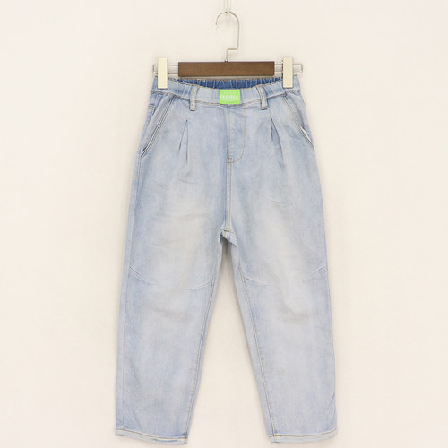 松紧腰褶皱腰部绿标白字母九分裤