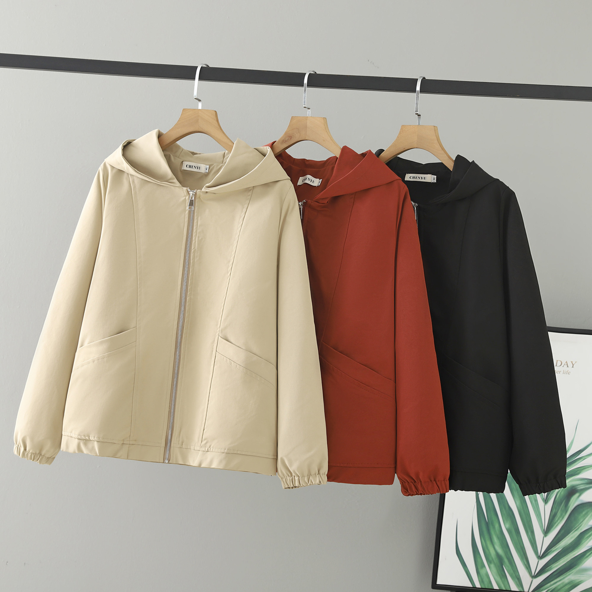 2025新款胖妹妹秋装大码女装上衣连帽纯色中年大口袋夹克衫女外套,女装/女士精品,常规大码外套,淘宝优惠券,粉丝福利购,淘宝优惠卷