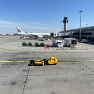 久安铁道1:200Herpa 573498 Goldhofer AST-2 Phoenix机场牵引车