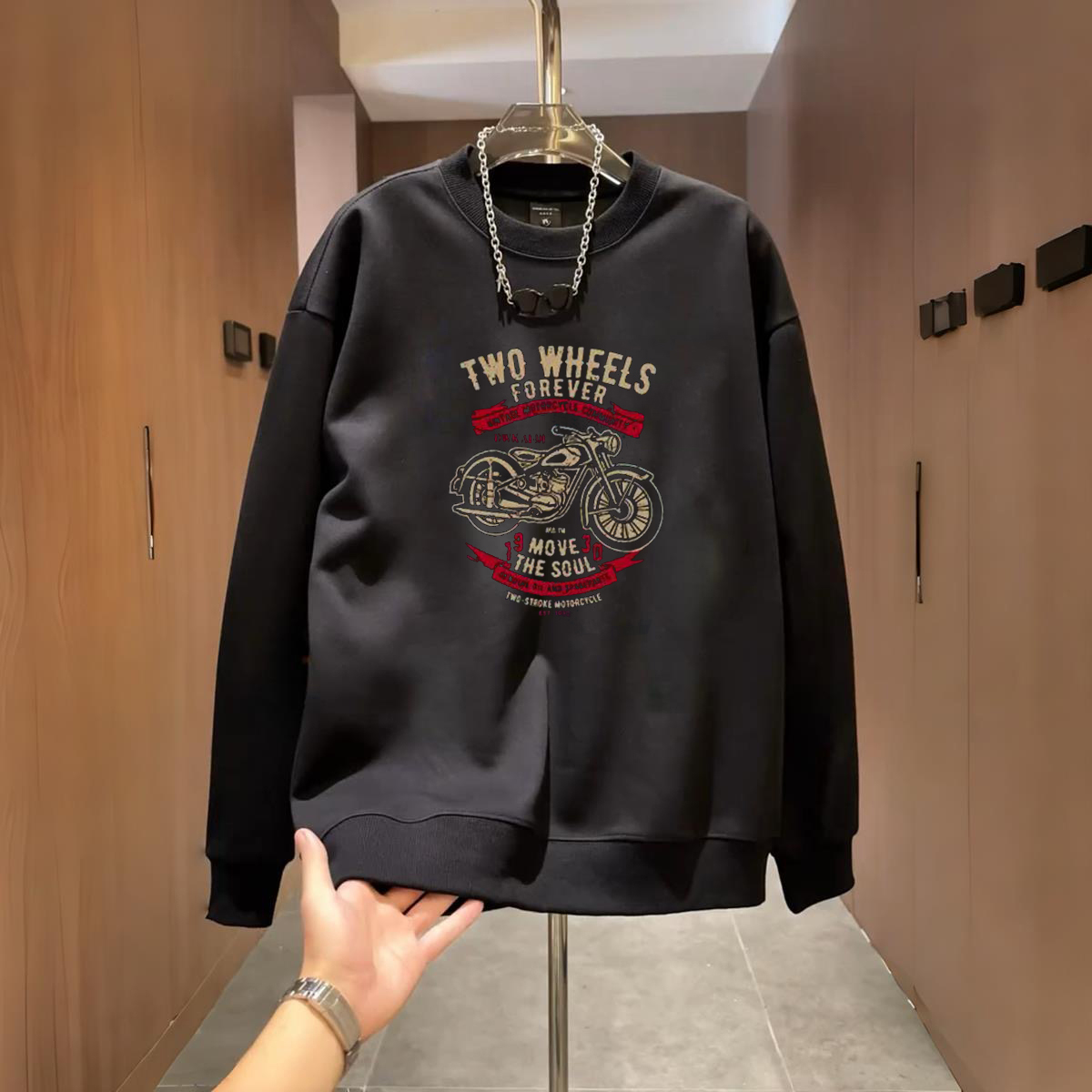 美式街头休闲风黑色长袖卫衣男潮牌摩托车印花圆领宽松百搭上衣