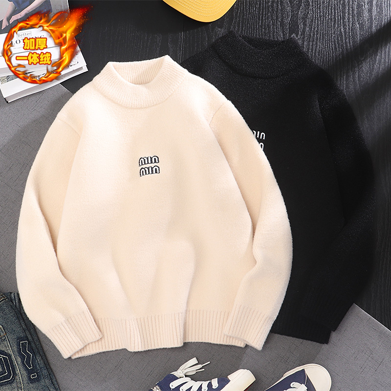 男童半高领一体绒毛衣