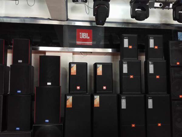JBL专业卡拉OK音箱会议办公室演唱 酒吧驻唱灯光音响系统演出租赁
