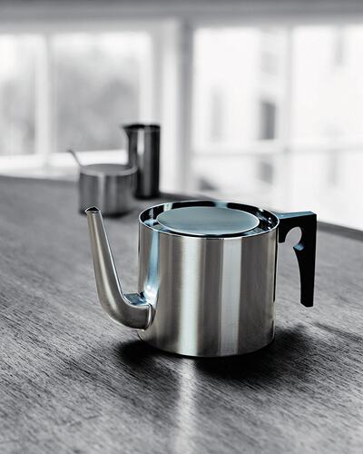 Y Stelton Arne Jacobsen 1.4L不锈钢茶壶 tea pot