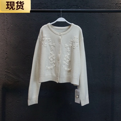 羊毛立体花朵白色春季韩版针织衫