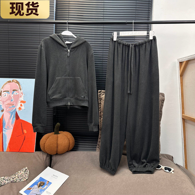 章章 蚕丝双面德绒开衫卫衣/花苞裤套装