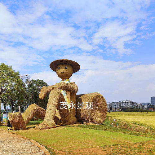 稻草人工艺品大型雕塑草编动物农耕卡通人物粮仓网红稻草造型摆件