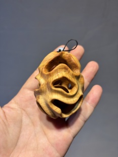 崖柏缕空手工球