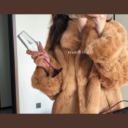 毛丽小四郎【冬日暖阳】高级雾柔感兔毛皮草外套女立领宽松廓形