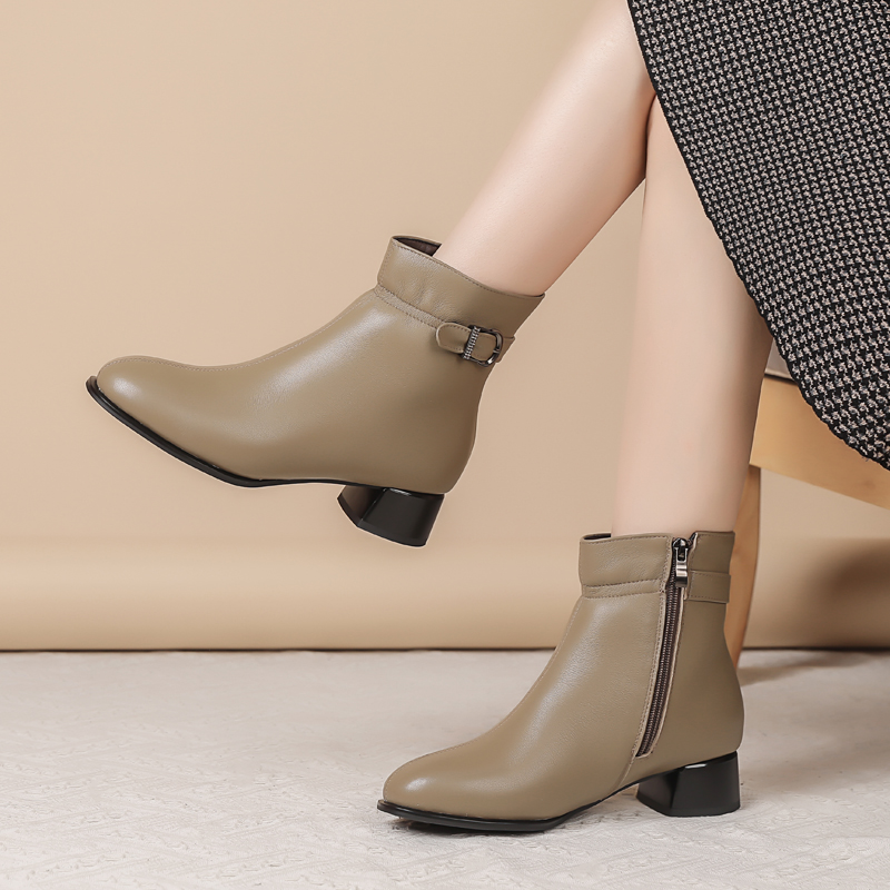 头层牛皮真皮粗跟短靴女秋冬