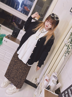 胖mm 女装 350斤简约显瘦针织开衫 珍珠扣子毛衣外套hello胖妞特大码