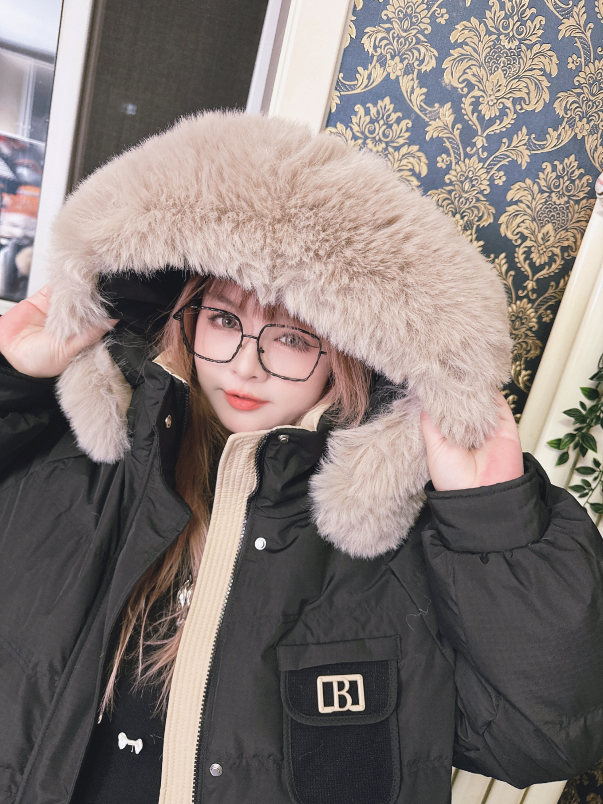 高品质狐狸毛领羽绒服连帽外套
