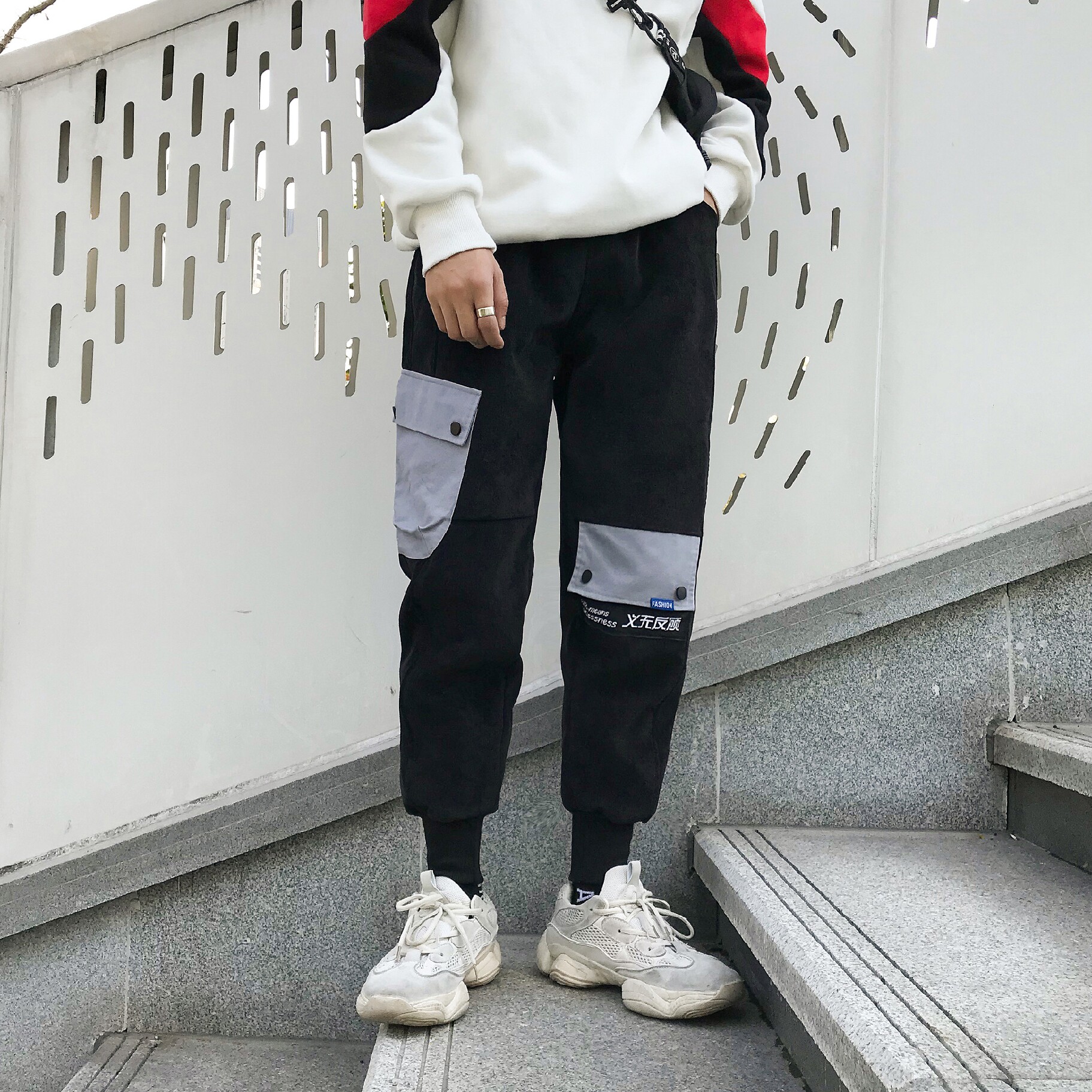 703港风秋冬灯芯绒加绒休闲裤个性立体袋 绣花长裤大码图片