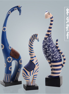 长颈鹿摆件家居饰品抽象轻奢后现代简约装饰品北欧办公室客厅创意