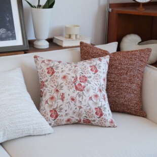 花朵抱枕橘红色靠垫高级感客厅沙发靠包枕套美拉德靠枕法式复古风
