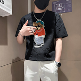 黑色