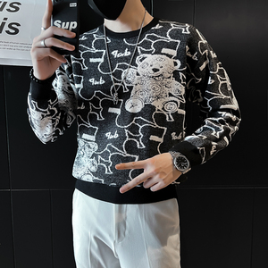 男士毛衣2023新款小熊图案个性社会小伙针织衫 三色 M09-P58 控78图片