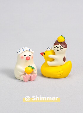 夏日泳池骑鸭子猫治愈装饰摆件