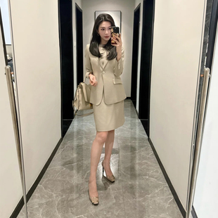 高智感西装连衣裙套装女春秋季职业装修身通勤西服半身裙两件套