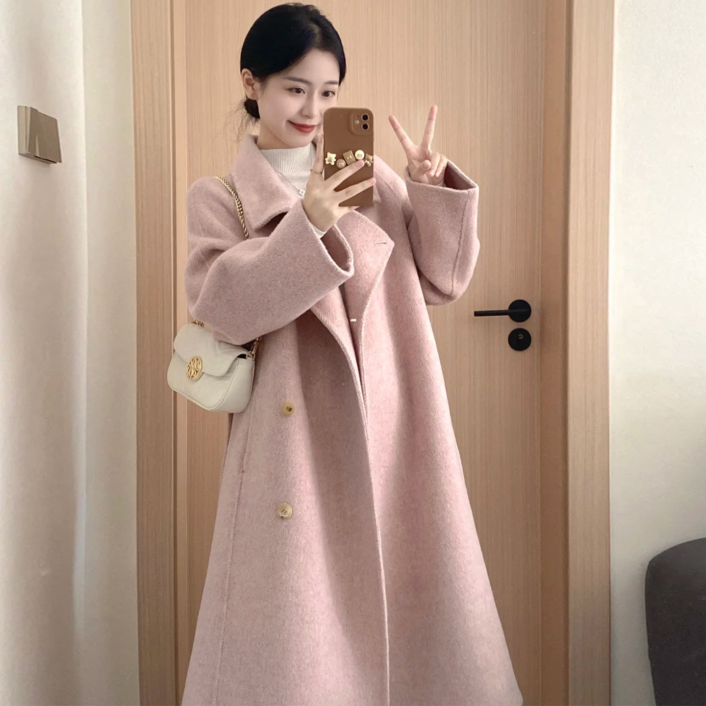 小个子温柔风粉色毛呢大衣中长款