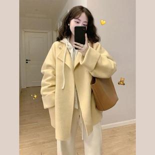高品质斗篷型毛呢外套女冬季新款短款小个子宽松系带慵懒呢子大衣
