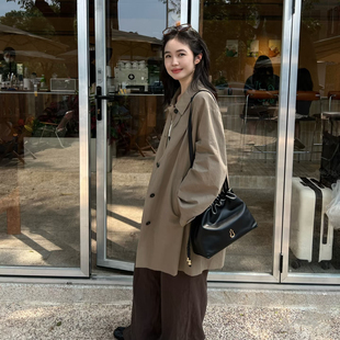 高级感领袢设计单排扣翻领风衣外套女春秋季新款短款宽松休闲上衣