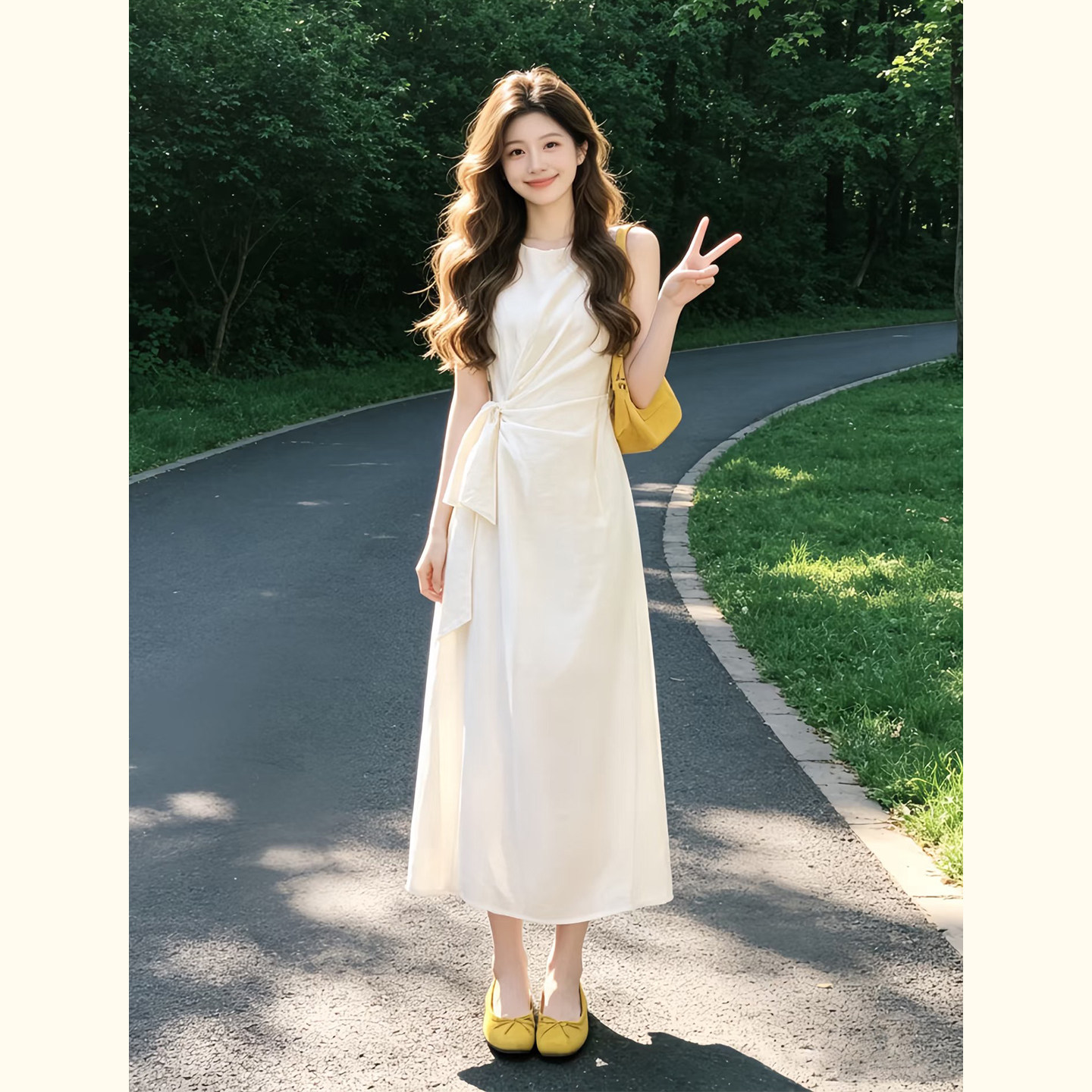 温柔风绑带收腰无袖米白色连衣裙女夏季法式简约气质显瘦中长款