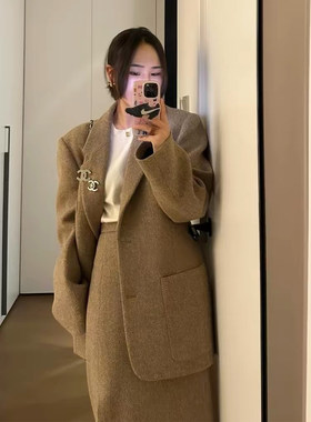 秋冬韩系驼色显瘦A字裙套装女