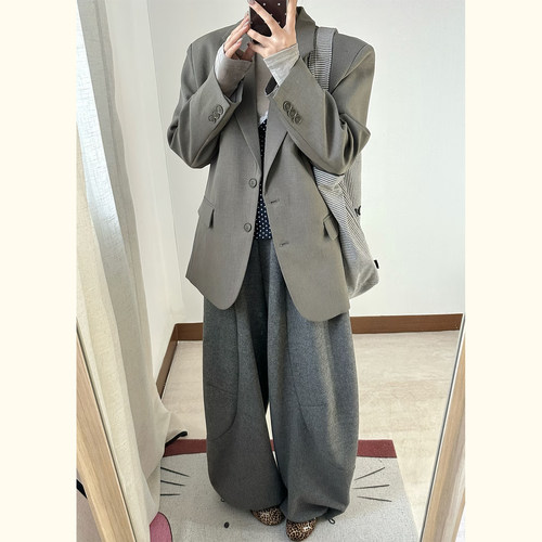 极简风廓形灰色单排扣通勤西装女