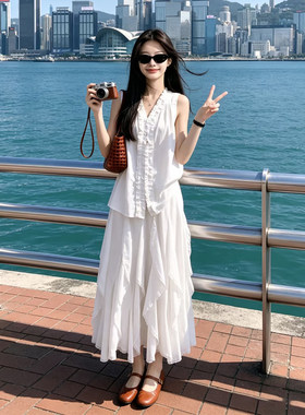 夏季海边度假木耳边A字裙套装