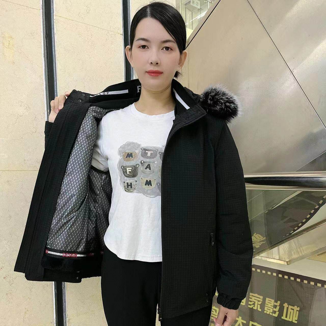 新款皮草派克服兔毛内胆可拆卸皮毛一体时尚简约夹克男短冬季外套