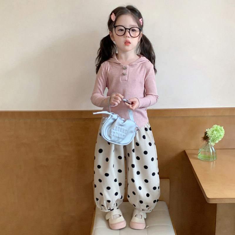 女童秋装2026款洋气韩系休闲连帽上衣波点灯笼裤两件儿童清新穿搭