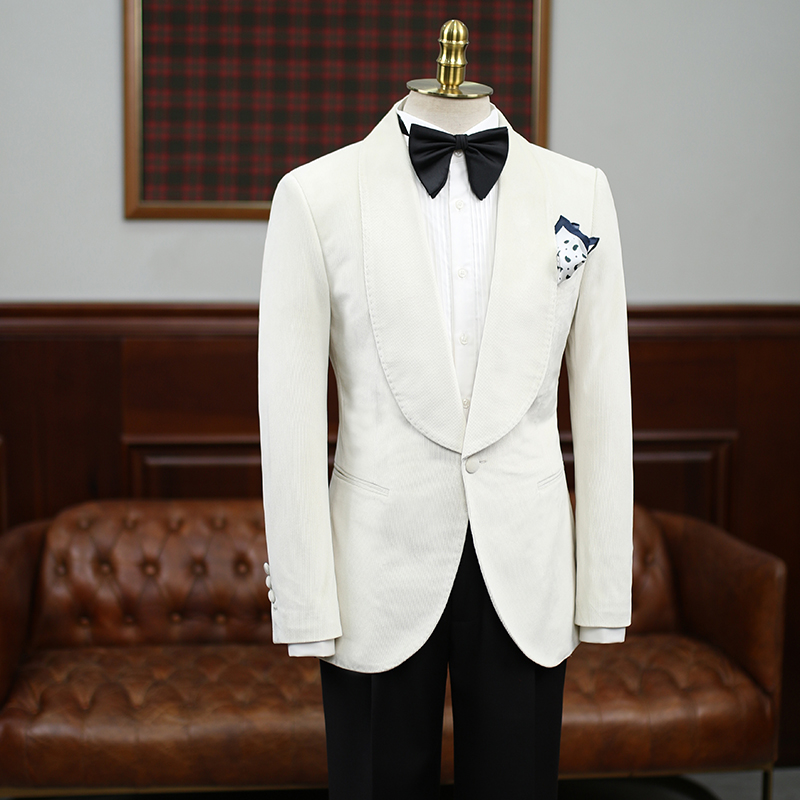 青果领灯芯绒米白礼服西装男西服
