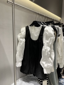 MIDO家 皮背带连衣裙女2023春新款圆领褶皱泡泡袖衬衫时尚套装女