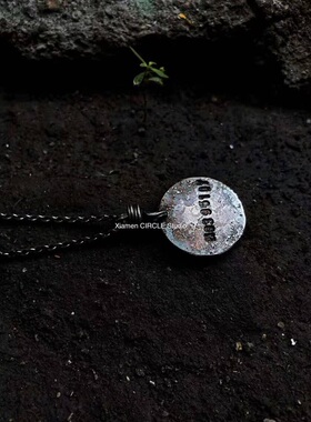 圆牌锁骨链独立设计刻字吊坠