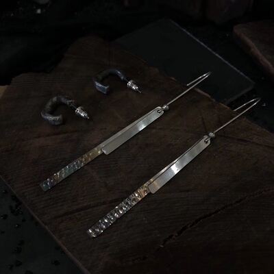 手工纯银纹理设计师耳环