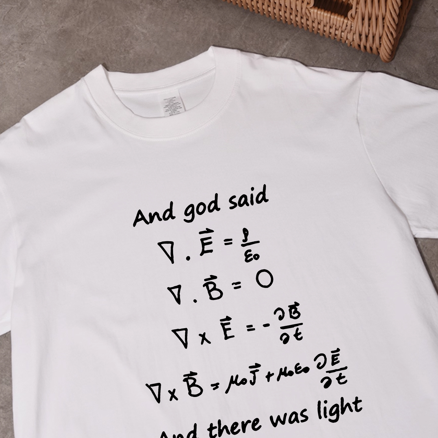 麦克斯韦方程组公式印花短袖T恤