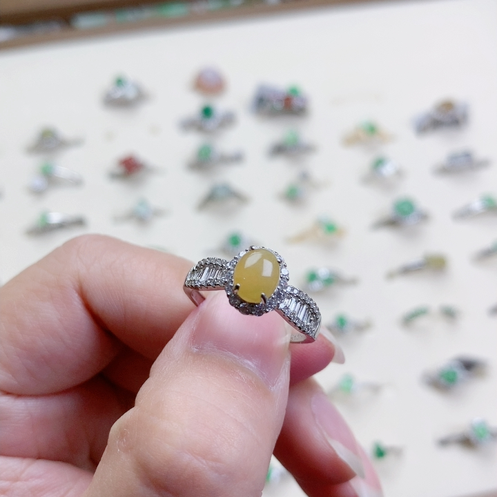 天然翡翠银镶冰胶冰黄蛋面冰黄戒指