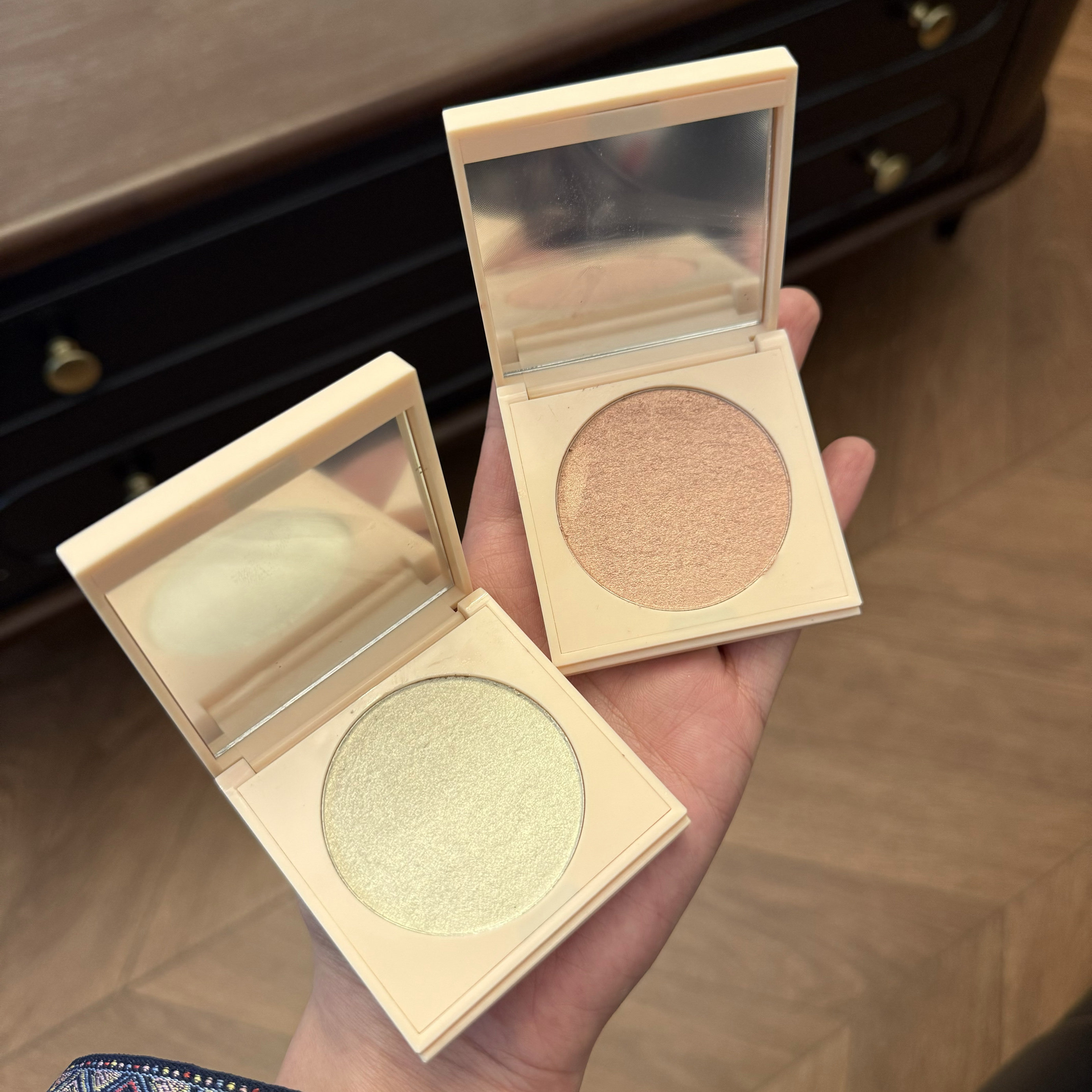 家人们谁懂啊 土豆泥质地高光腮红独角兽神仙珠光提亮,彩妆/香水/美妆工具,高光,淘宝优惠券,粉丝福利购,淘宝优惠卷