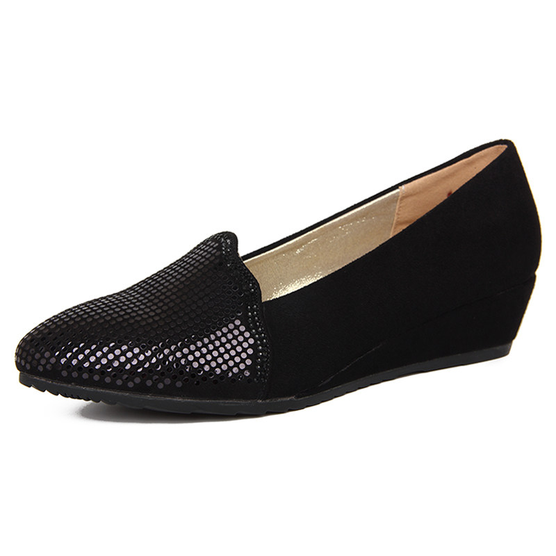 老北京布鞋坡跟工作女鞋黑色亮片女單鞋淺口職業上班女鞋大碼在類目 女鞋, 低幫鞋中 - 來自Buy2taobao.com提供專業的淘寶代購服務