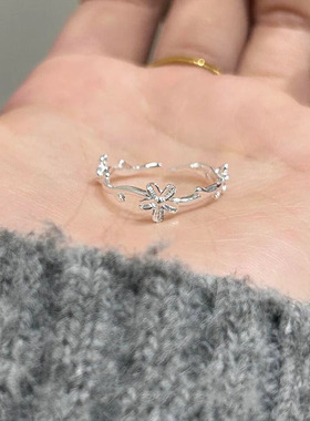 S925纯银小雏菊戒指女小众清冷感