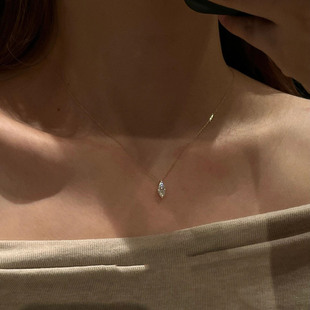 极简主义~马眼闪钻吊坠s925纯银香槟金极细精致项链配饰女锁骨链