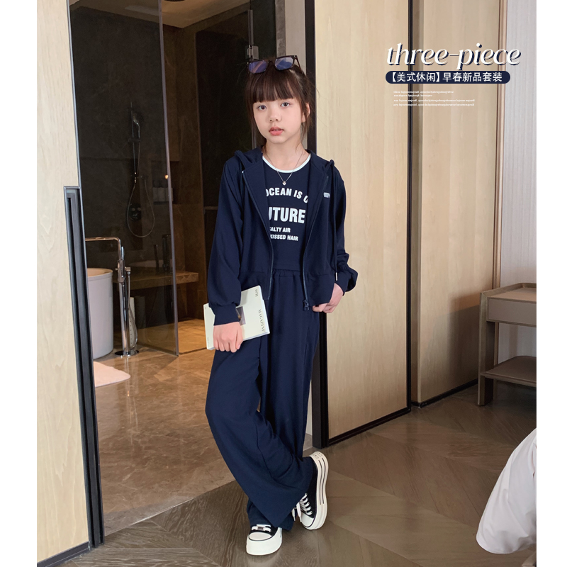 慵懒休闲时尚运动三件套装