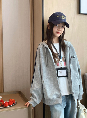 女大童刺绣卫衣开衫2026春季新款青少年韩版休闲宽松连帽学生外套