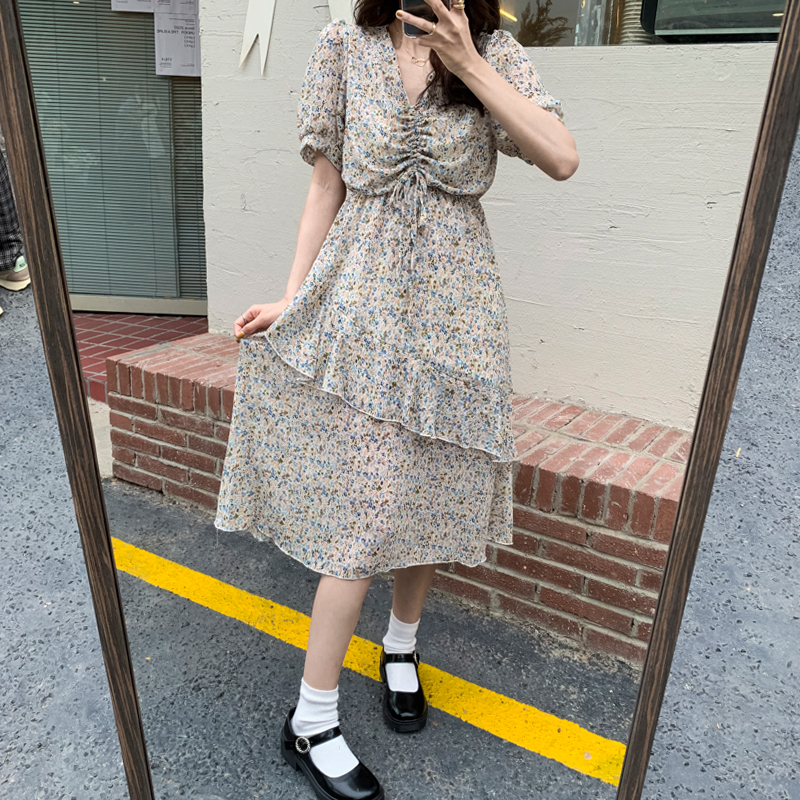 Real price real shot 2021 new Korean soft floral skirt air lace up short sleeve dress women's middle length
