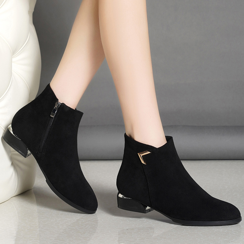 真皮短靴女秋冬女靴平底马丁靴女