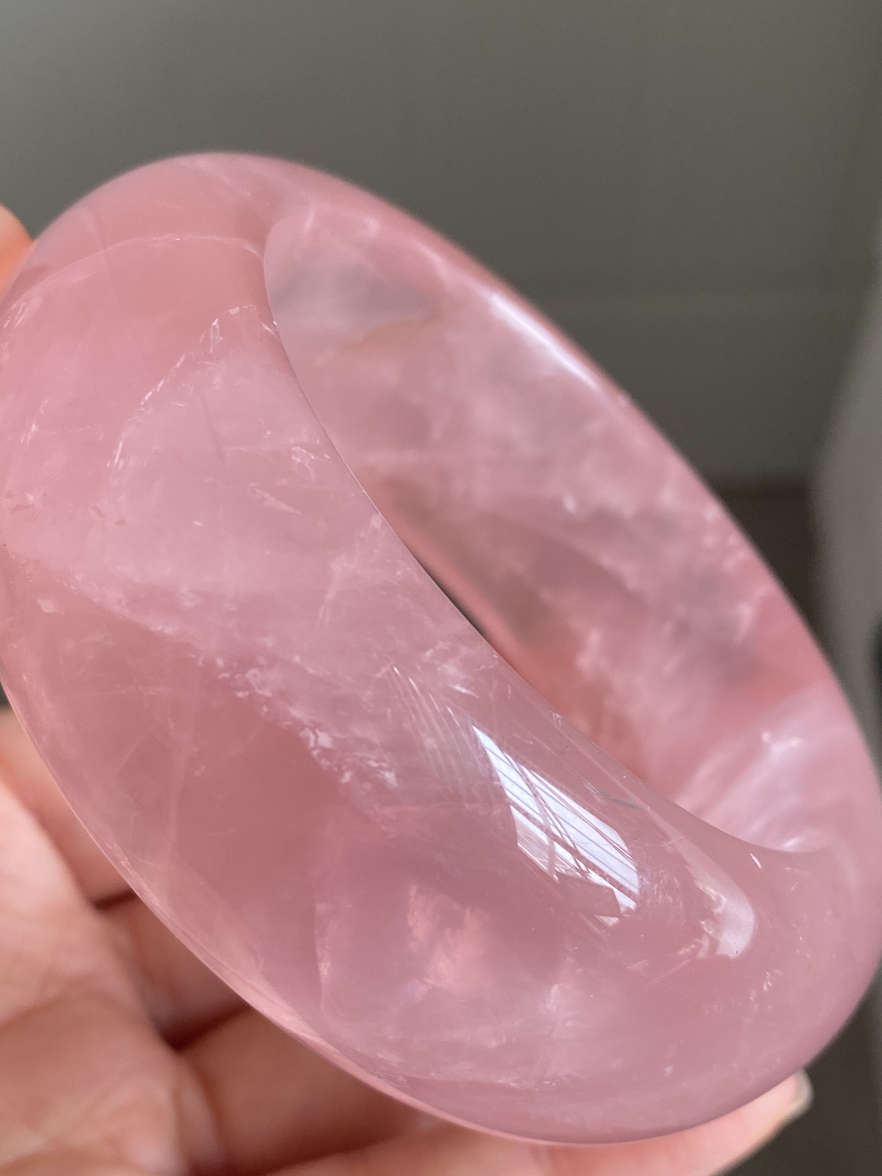 天然粉水晶宽面手镯女款圈口59mm 一物一图