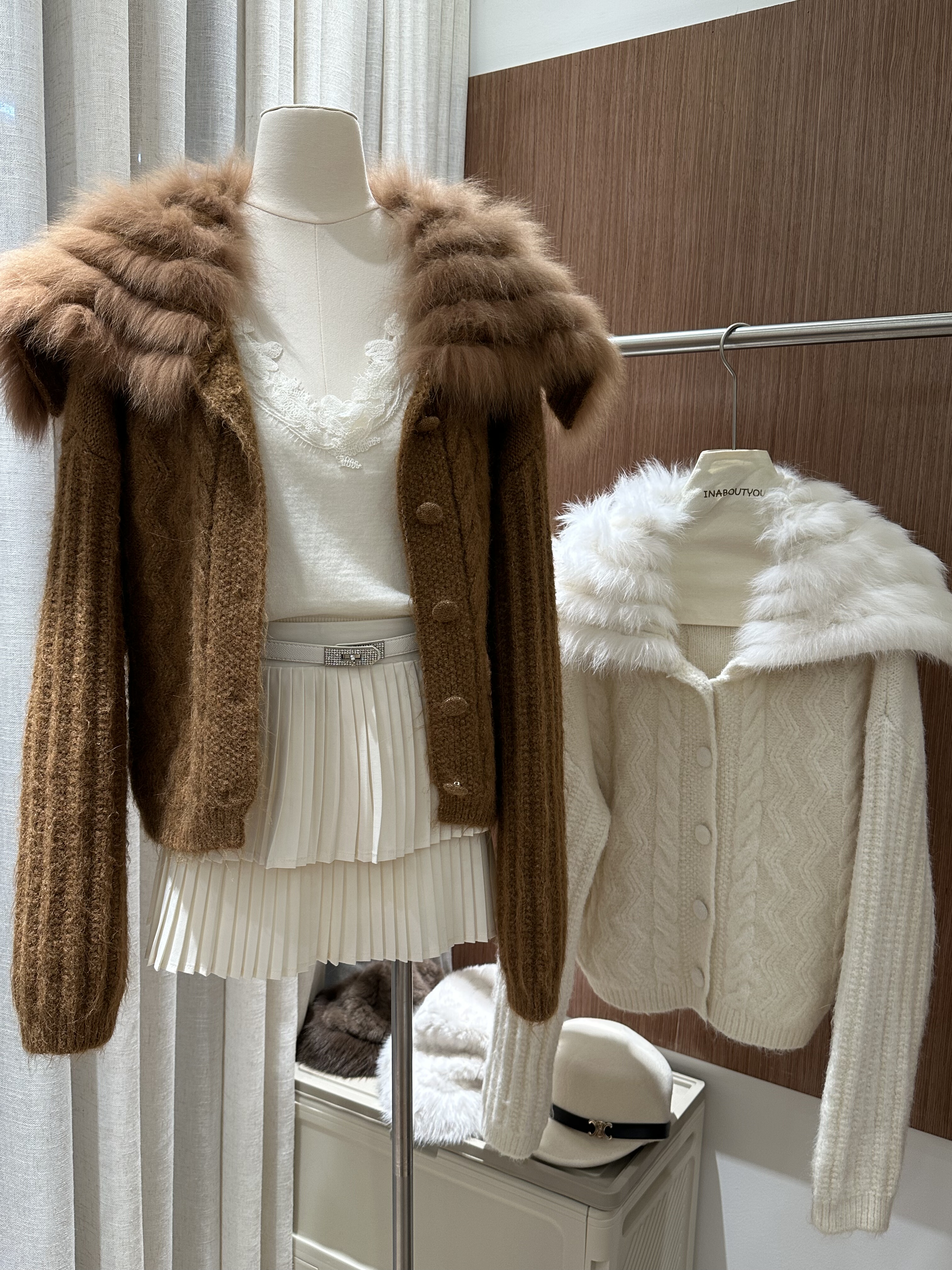 2025新款韩版海军领狐狸毛针织开衫皮草外套女年轻时尚显瘦